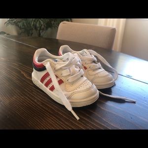 Adidas Superstars Toddler sneaker